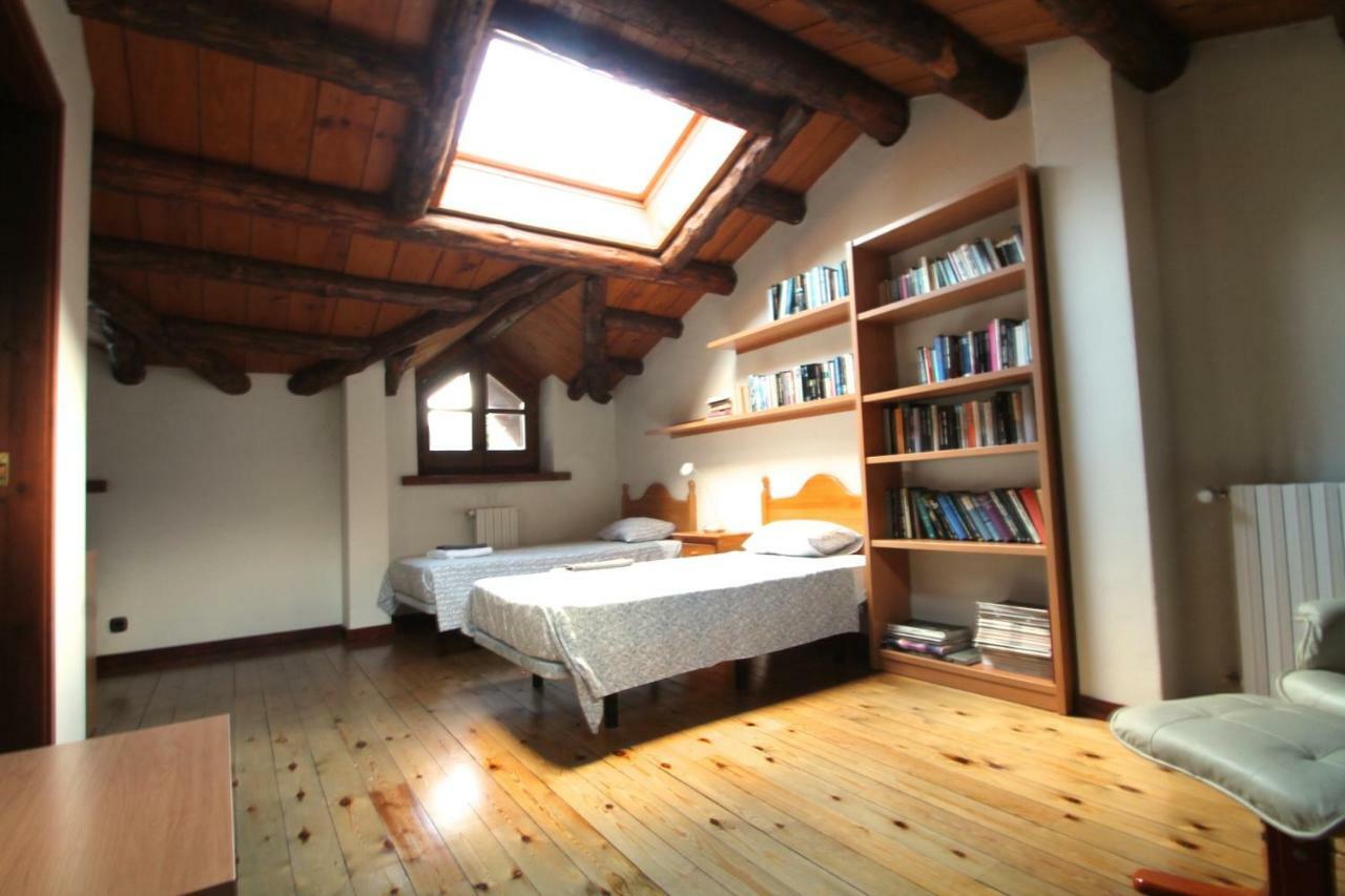 H4, Bordes D'arinsal, Triplex Rustico Con Chimenea, Arinsal, Zona Vallnord Mas de Ribafeta